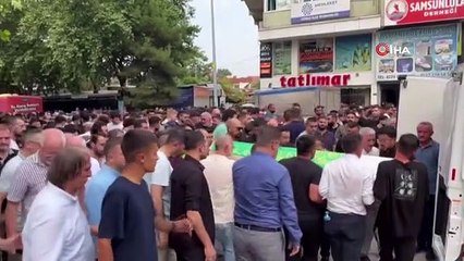 Doğum gününde motosiklet kazasında ölen genç sevenleri tarafından toprağa verildi