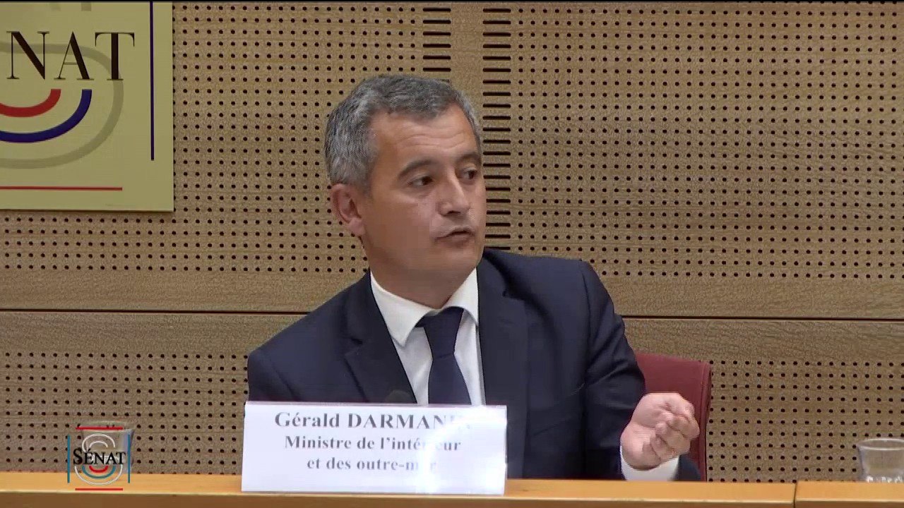 Gérald Darmanin: "Dans les commissariats que j'ai visités en 4 jours, j'ai regardé les gens qui étaient en garde à vue. Il y a des gens qui apparemment pourraient être issus de l'immigration. Mais il y a eu beaucoup de Kevin et Mattéo"