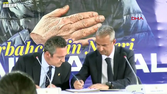 Fenerbahçe'de teknik direktör İsmail Kartal için imza töreni düzenlenidi