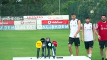 İSTANBUL - Beşiktaşlı futbolcular Emrecan ile Kartal Kayra, forma rekabeti için iddialı