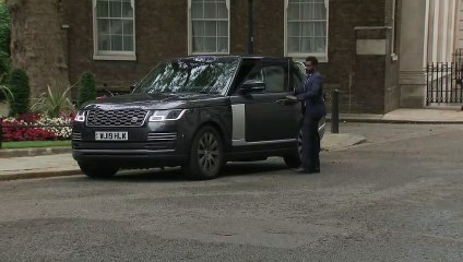 Descargar video: Braverman back at Downing St to discuss climate activists