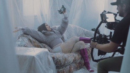 Mae Muller - Me, Myself & I (Behind The Scenes)