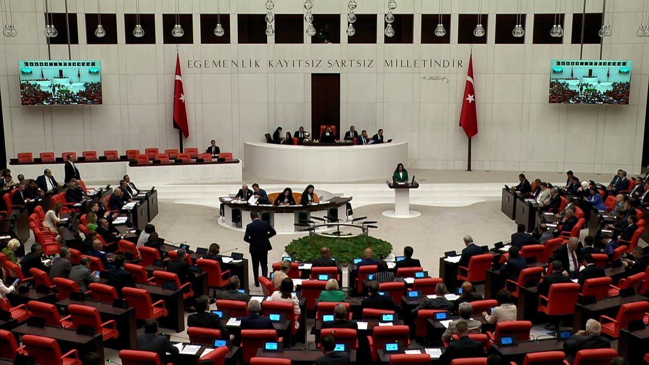 CHP'li Kılıç 'Merdan Yanardağ'ı Meclis'e taşıdı! "Bu zülme 'Dur' demeyen Meclis, 'İkinci Yüzyıl Meclisi' değildir"