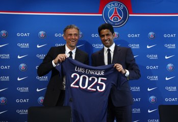 Luis Enrique lands in Paris