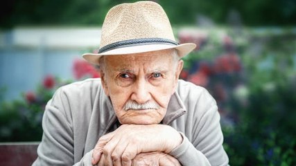 Los Ancianos No Deben Trabajar Según El 29% De Los Jóvenes De Nueva York