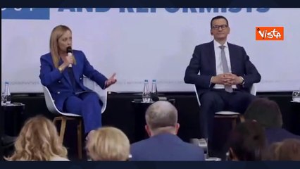 Meloni: "Sinistra campo dell'utopia, conservatori campo del reale"