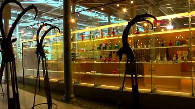 PROTESTATION CONTRE LA DESTRUCTION DE LA STATUE EXPOSÉE À FESHANE