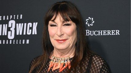 Voici - Anjelica Huston : cette star incontournable du cinéma avec qui elle a été en couple