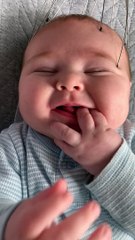 Baby Scrunches At Scalp Massager