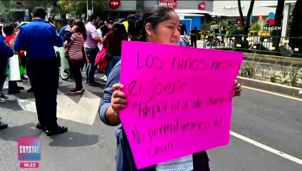 Padres de familia protestan por posible cierre de un Kínder en la CDMX