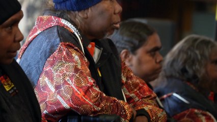 Warlpiri women creating resource kit for Indigenous children