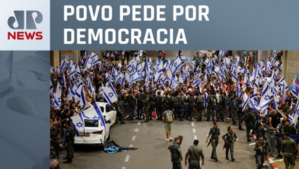 Milhares de pessoas protestam contra o governo de Benjamin Netanyahu em Israel