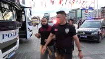 Taksim'de kaçak göçmen denetimi