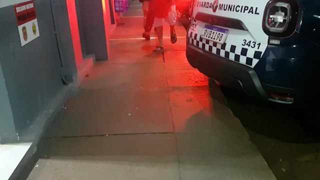 Homem dispensa revólver 38 na lixeira, mas acaba detido pela Rotam em Santa Tereza do Oeste