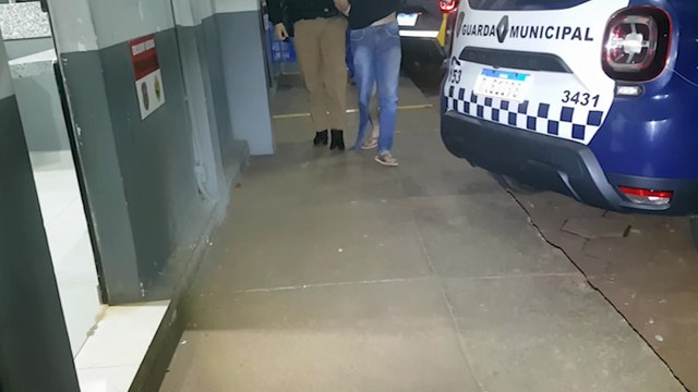 Jovem apanha de populares e é detido após invadir casa e furtar Belina em Santa Tereza do Oeste