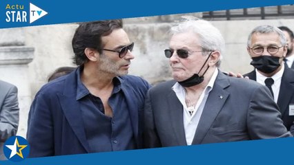 « Ce soir, la famille Delon… » : Pascal Praud fait des révélations sur Alain Delon et ses enfants