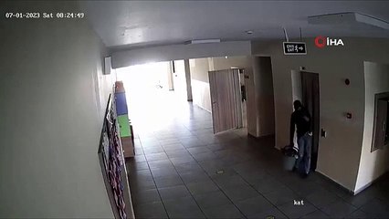 Okuldan hırsızlık yapan şüpheli kamerada