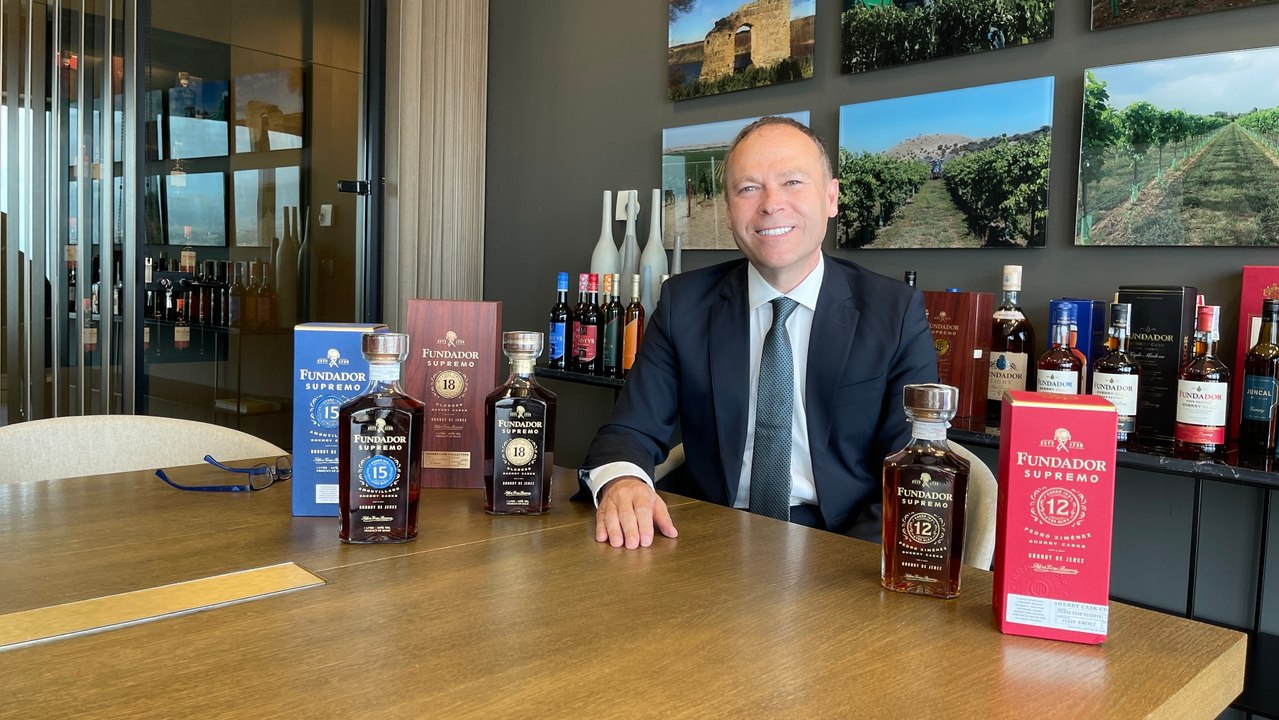 Hablamos con Ángel Piña, máximo cargo de Emperador Distillers en España, sobre la nueva propuesta del grupo: Fundador Supremo 30