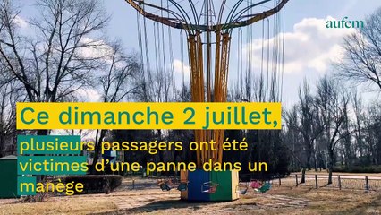 Le manège tombe en panne, les clients bloqués la tête à l'envers plusieurs heures