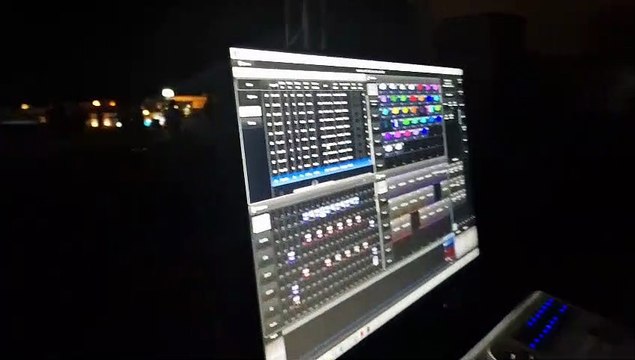 Con lo spettacolo tratto da La luna e i falò di Cesare Pavese, ha inizio stasera alle 21.30 Lampedus'amore