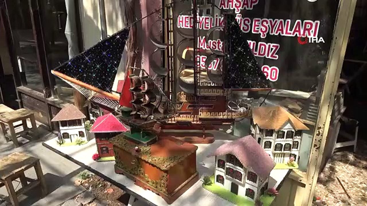 Köy evinin çatısındaki hobisi devlet desteği ile ekmek teknesi oldu