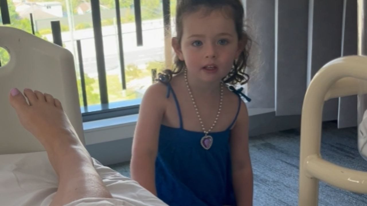 Wholesomeness in abundance as tender-hearted big sister meets baby brother for the 1st time