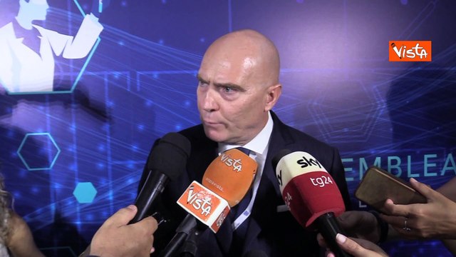 Cattani (Farmindustria): Servono stabilimenti che producano farmaci ma anche ingredienti attivi