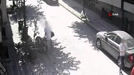 Sultangazi'de elektrikli bisiklet hırsızlığı kamerada