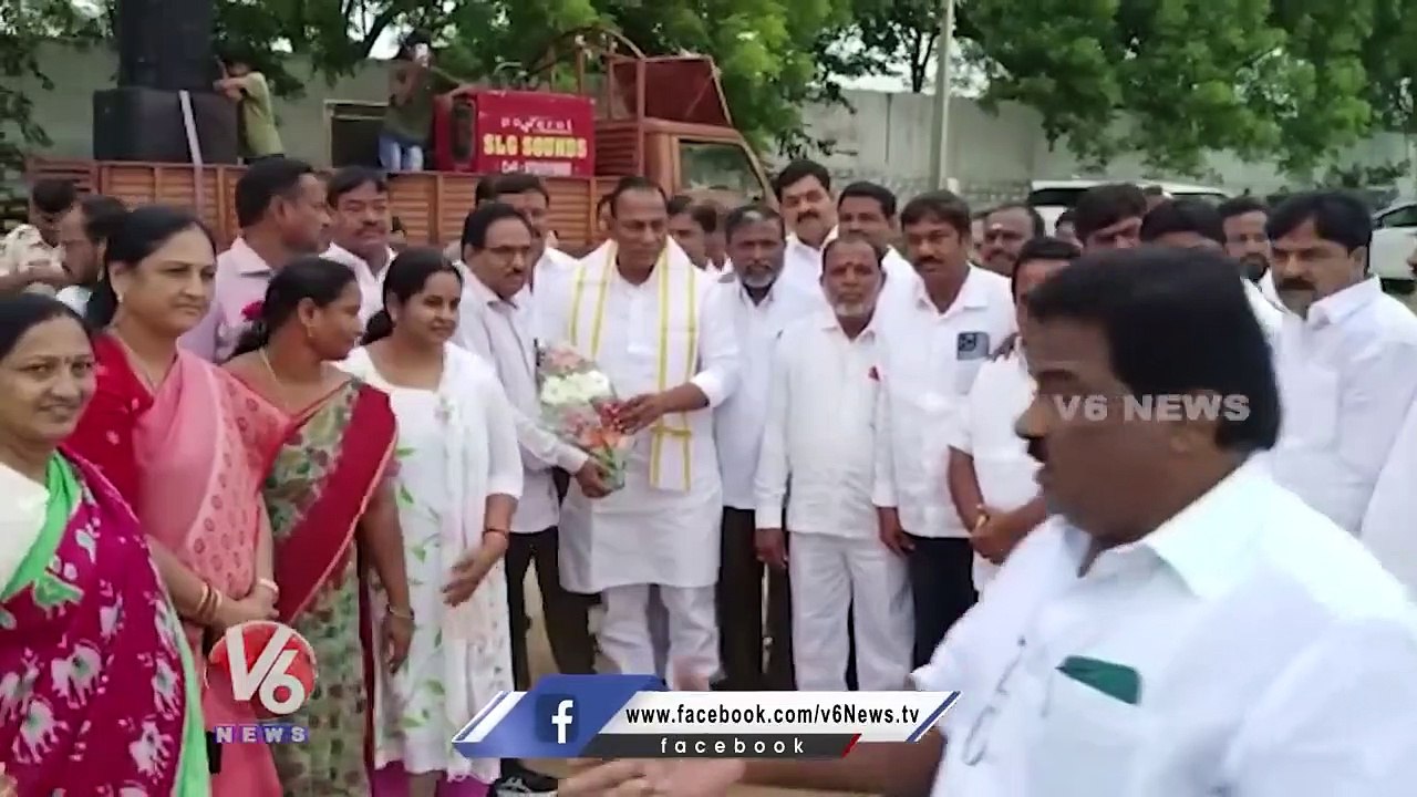 Minister Malla Reddy Distributes Sheeps To Beneficiaries _ Medchal _ V6 News