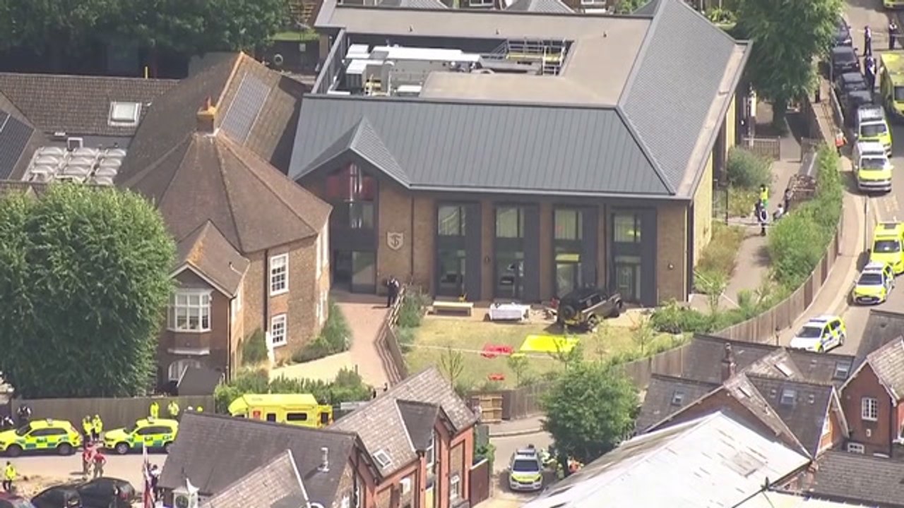 Wimbledon: One dead and 17 injured after car crashes into The Study Prep School