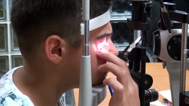 Bitlis-Tatvan Devlet Hastanesinde 10 yaşındaki çocuğun gözünden 11 sinek larvası temizlendi