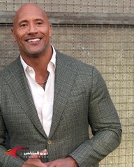 سيارات عضلية وفارهة في مرآب المصارع العالمي ذا روك