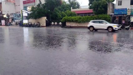 Weather update: शाम को बरसे बादल, बरसात से भीगा अजमेर