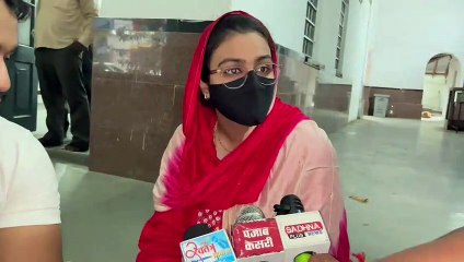 Girl sitting on dharna in front of City Magistrate's office
