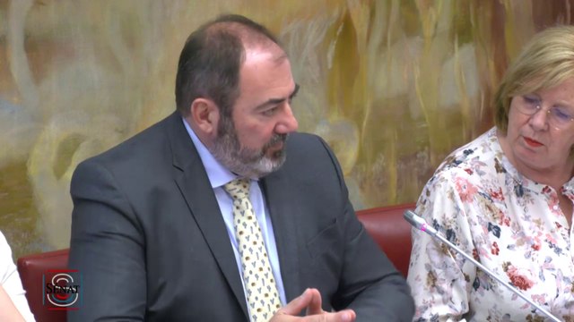 Avant d'aller aux urgences, faites le 15 , recommande François Braun devant les sénateurs