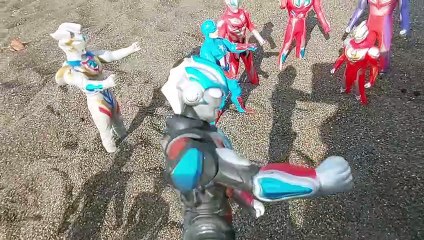 ULTRAMAN UPIN IPIN KUBURKAN ULTRAMAN BELIAL PART 3