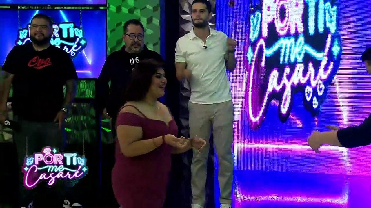 Se le cae participante en pleno programa