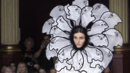 Juana Martín lleva las "Fieras" cubistas a la pasarela de París