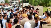 बीएलओ कार्य का बहिष्कार करने पर शिक्षकों को दिए गए नोटिस का विरोध