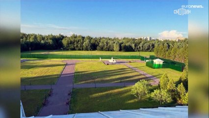 سبائك ذهبية وحزم من الدولارات وأسلحة وشعر مستعار وصور لرؤوس مقطوعة.. مرحبا أنت في "مغارة" زعيم فاغنر