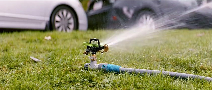 Inside Bande-annonce VO (2023) Megan Suri, Neeru Bajwa