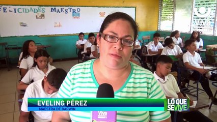 Joven de 14 años ofrece servicios de lavar carros a  domicilio