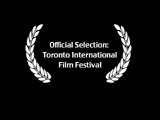 Des trous dans la tête Bande-annonce (EN)