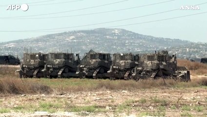 Cisgiordania, veicoli corazzati dell'esercito israeliano riposizionati vicino Jenin