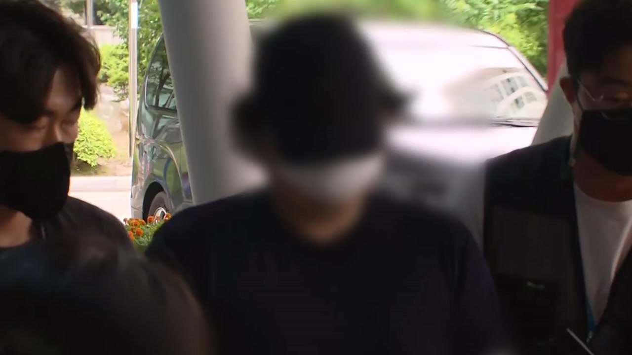 "성폭행하려고" 이웃 때린 남성 구속기로...서울도 '엘리베이터 무차별 폭행' / YTN