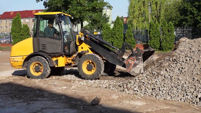 Gazeta Lubuska. Kostrzyn nad Odrą. Przy SP4 w Kostrzynie będzie nowy plac apelowy i kuchnia