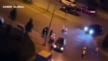 Başakşehir'de yol kavgasında silahlar patladı! Dehşet dolu anlar kamerada