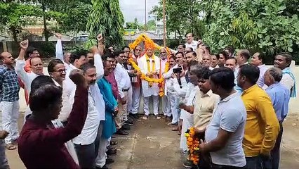 विधानसभा में मुददा उठाने पर समाज ने किया सम्मान