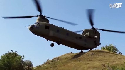 Crazy Techniques Gigantic US CH-47 Uses to Extract Special Forces at Sea