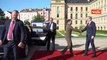 Zelensky arriva a Praga, l'incontro con il Primo Ministro Fiala